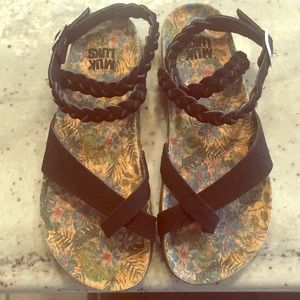 MukLuks Sandals